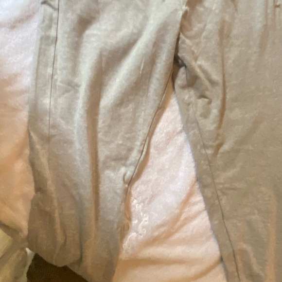 PINK joggers never worn new with tags! - Picture 6 of 7